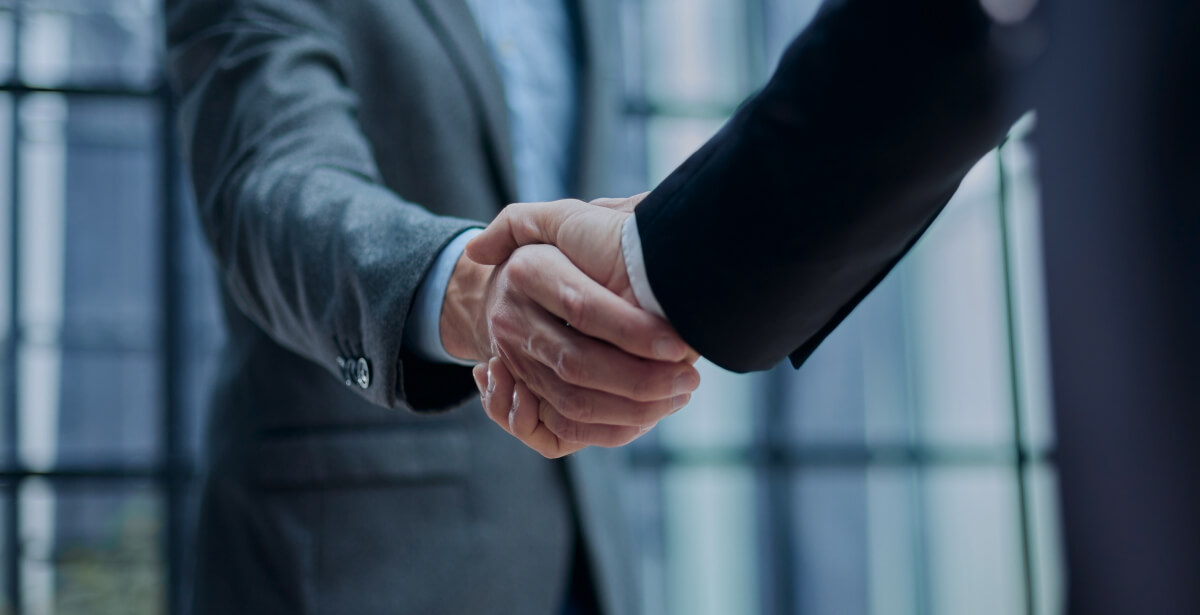 Lowering Entry Barriers: How AxiomHQ Supports Startups to Billion-Dollar Distributors